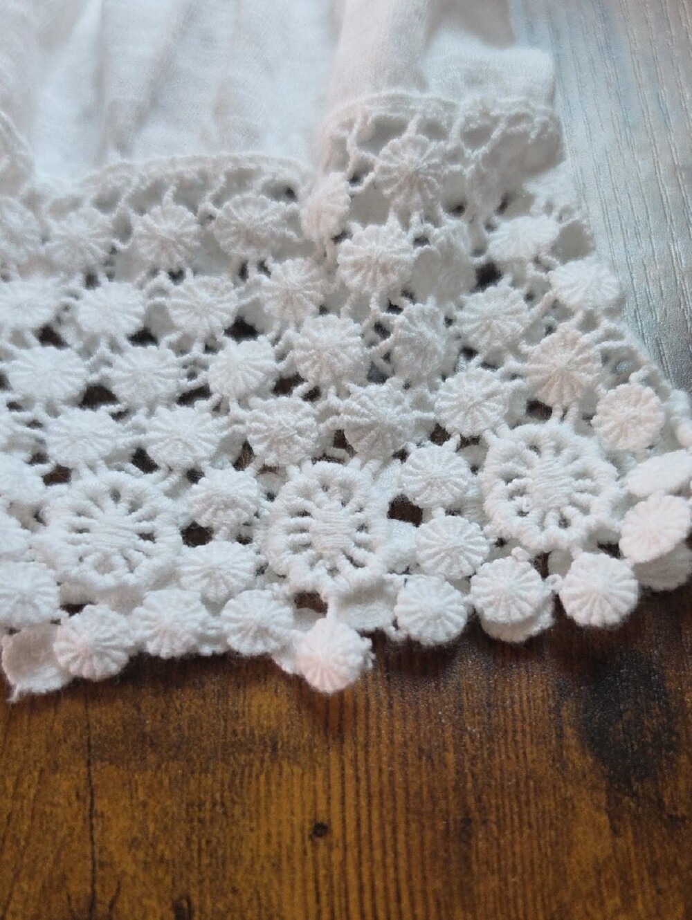 SUNDANCE | White Cotton Crochet Lace Tiered Bell Sleeve Peasant Swing Blouse | L - Picture 7 of 10